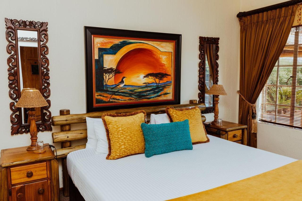 Boubou Bed And Breakfast Рустенбург Екстериор снимка