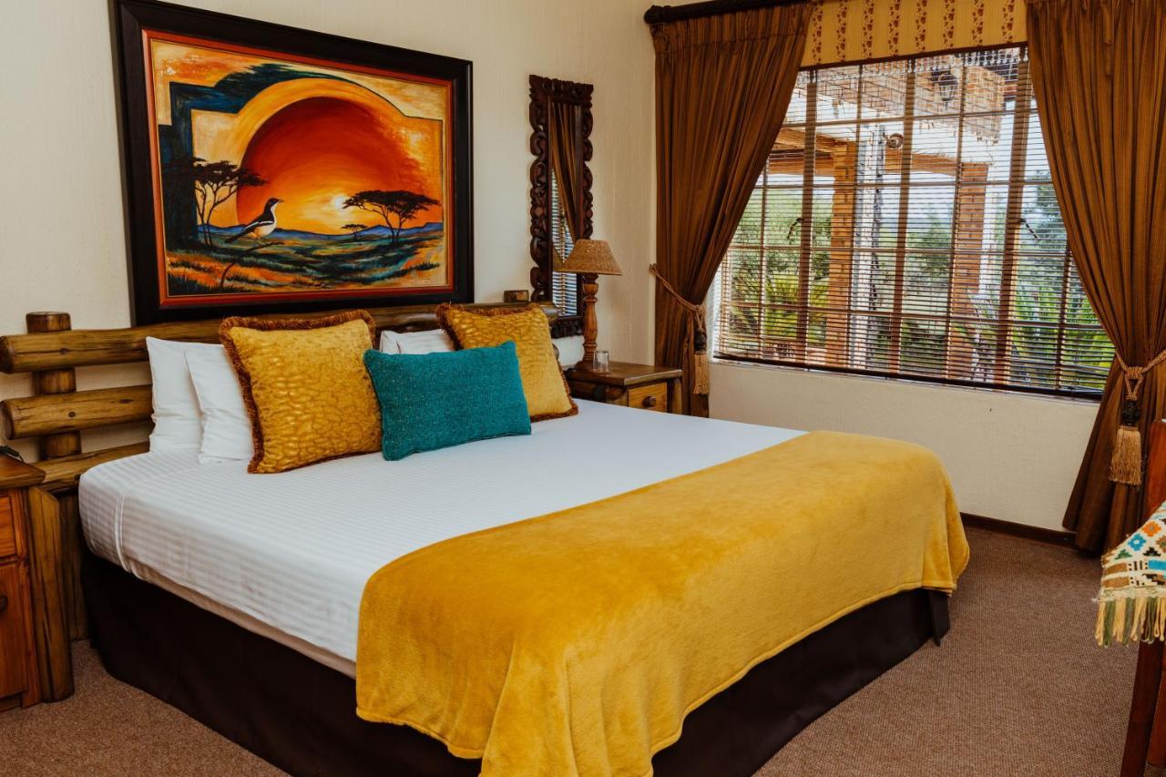 Boubou Bed And Breakfast Рустенбург Екстериор снимка